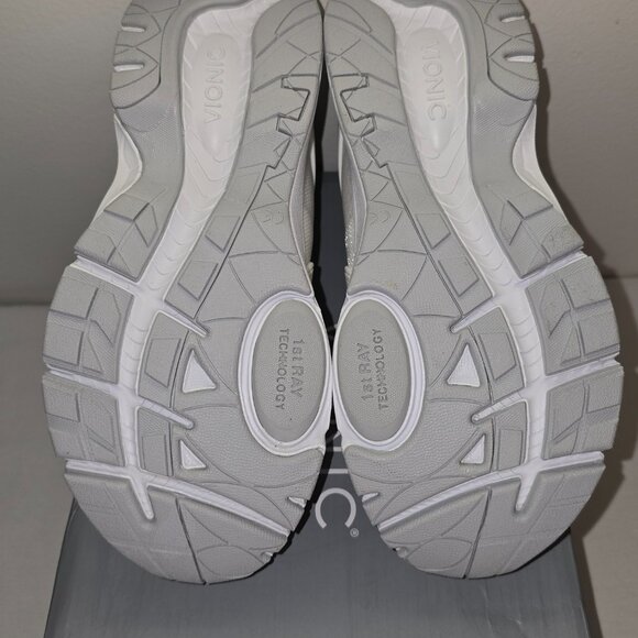 Vionic Berlin Sneaker White/White and Mesh w/Bungee Laces, Women's US Size 6 - Picture 4 of 6